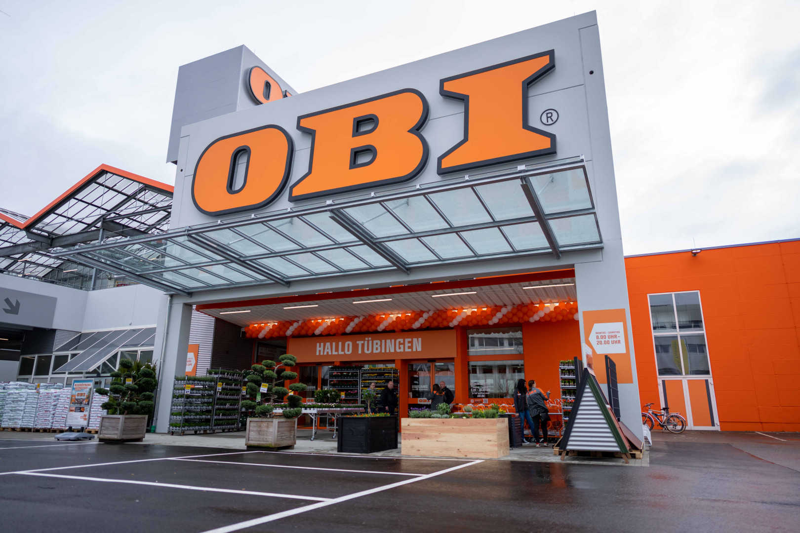 Obi Gruppe übernimmt Migros Filiale pet online