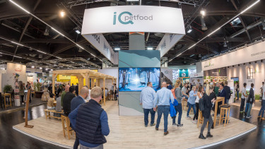 IQ Petfood feiert Premiere